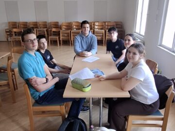 Kvízes délután a Komakút téren